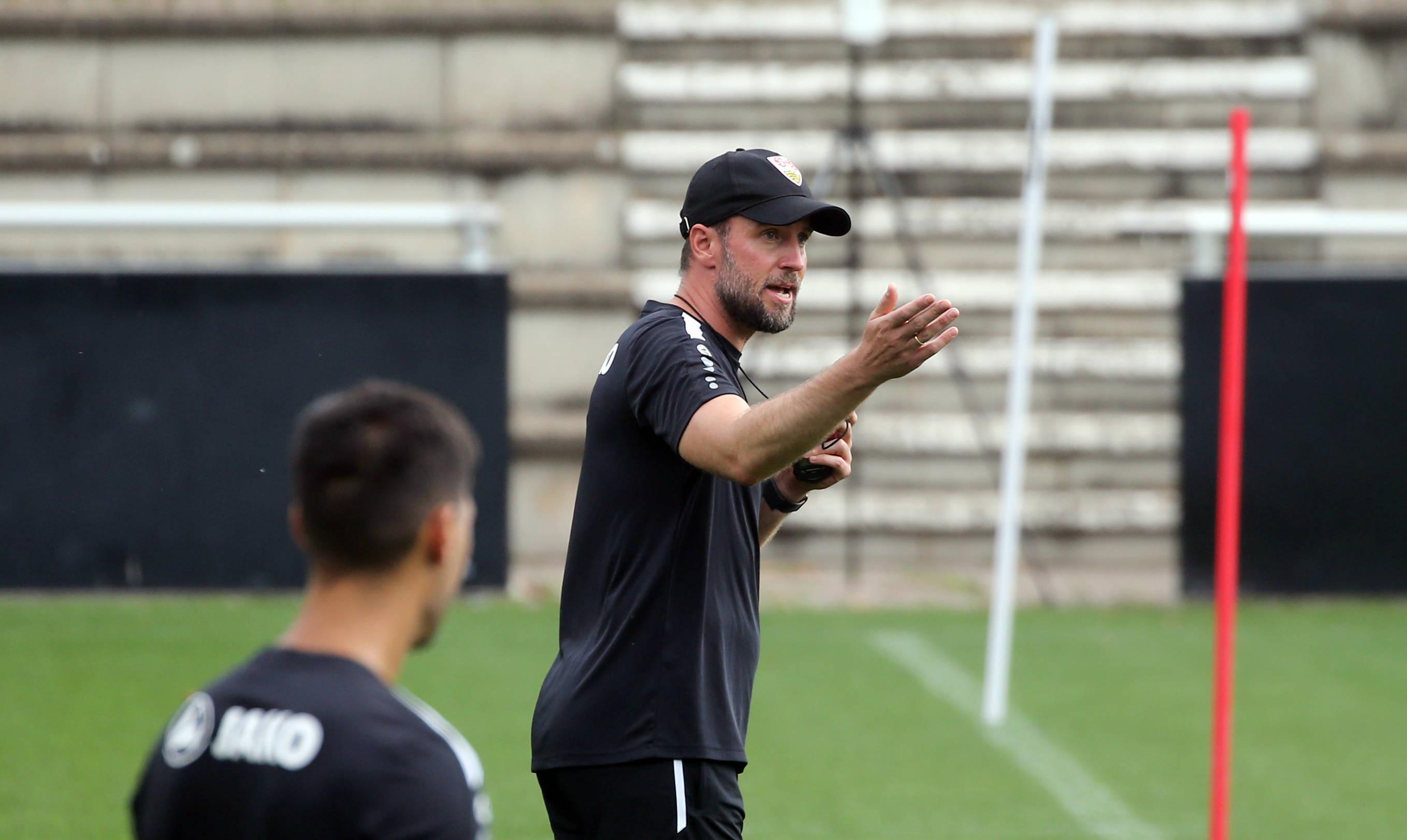 小赫内斯否认执教费内巴切：没收到过兴趣，都是媒体炒作